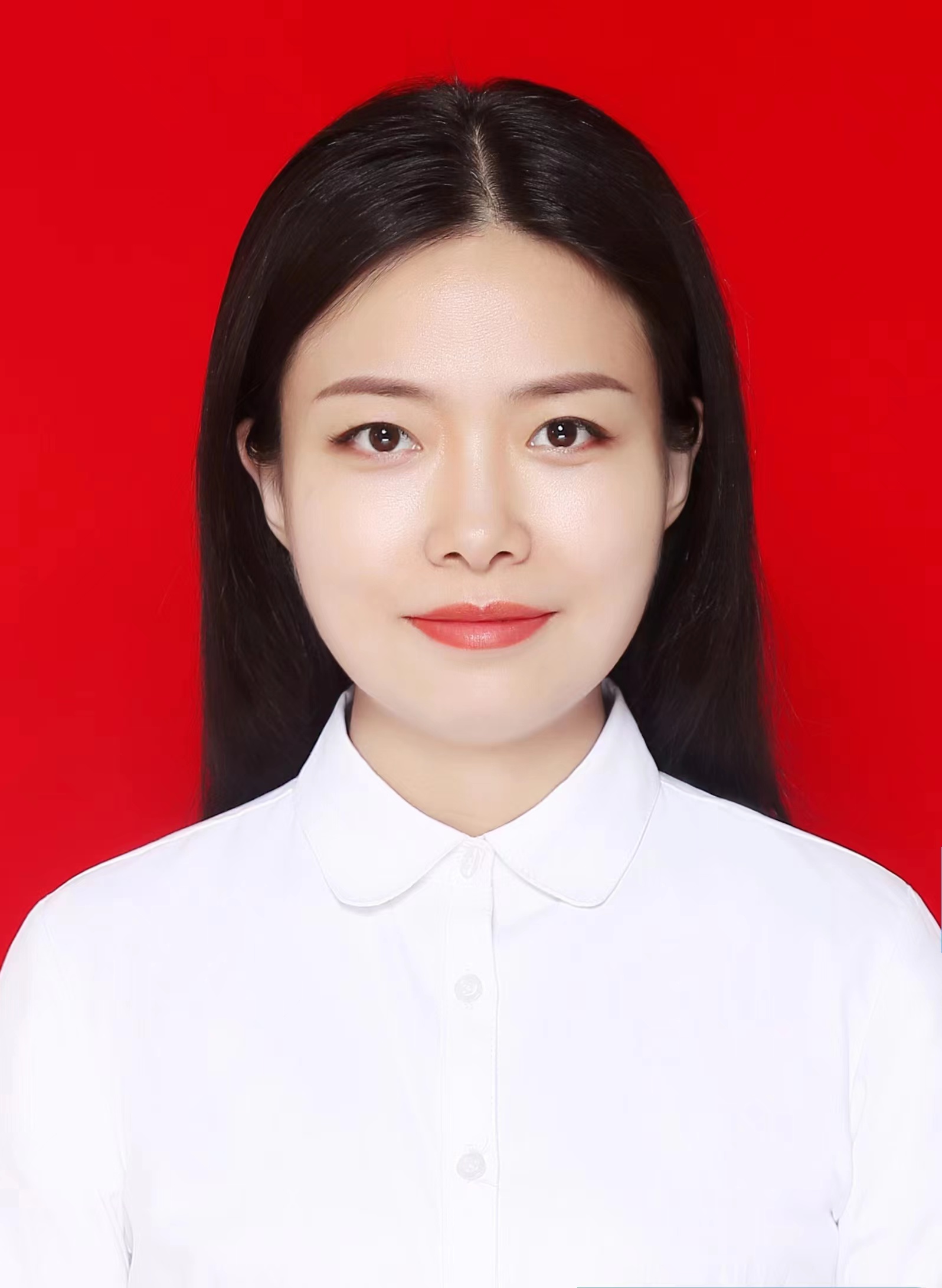 朱莉莉.jpg